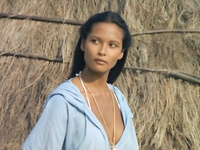 Лаура Гемсер

Laura Gemser